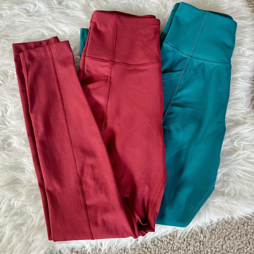Red and Teal Leggings Set